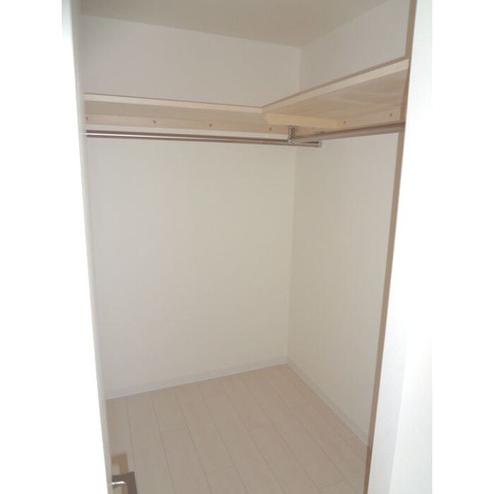 収納 エンバシープレイス