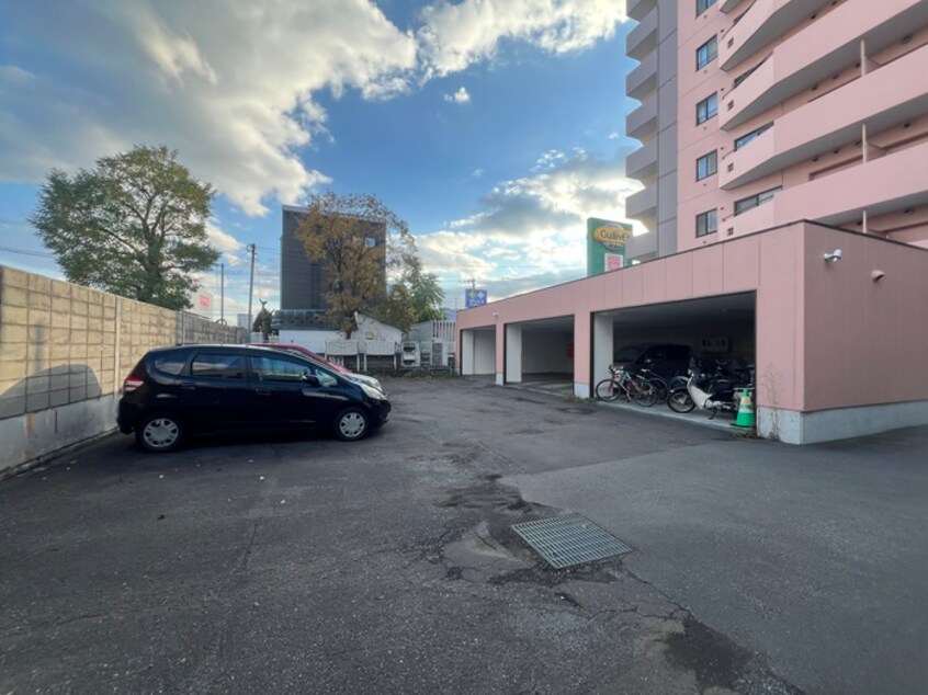 駐車場 ノール山鼻