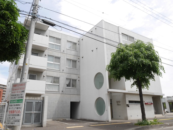外観写真 フォルトゥ－ナ学園前