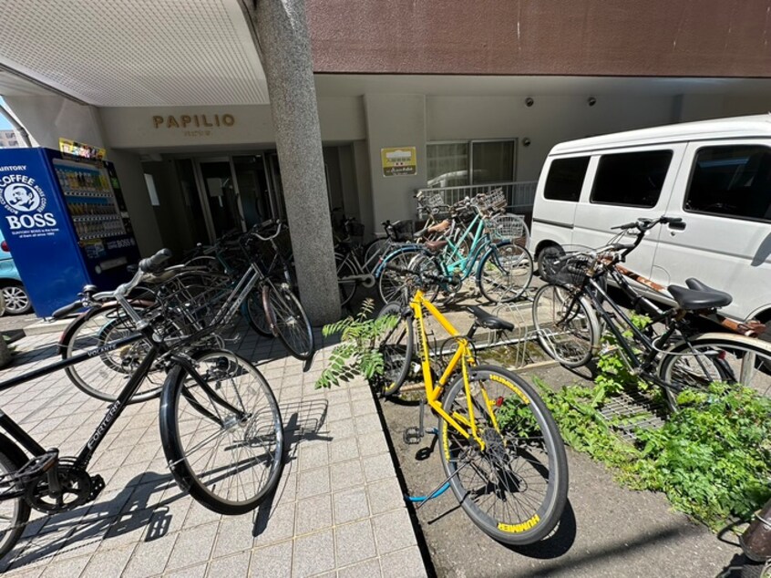 駐輪場 パピリオ