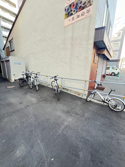 駐輪場 旭堂第一マンション知事公館前