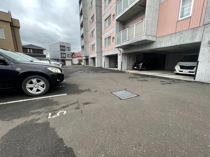 駐車場 レガート東区役所前A棟