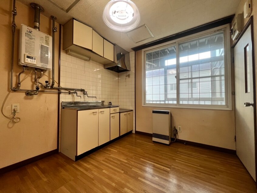 居室 近藤マンション