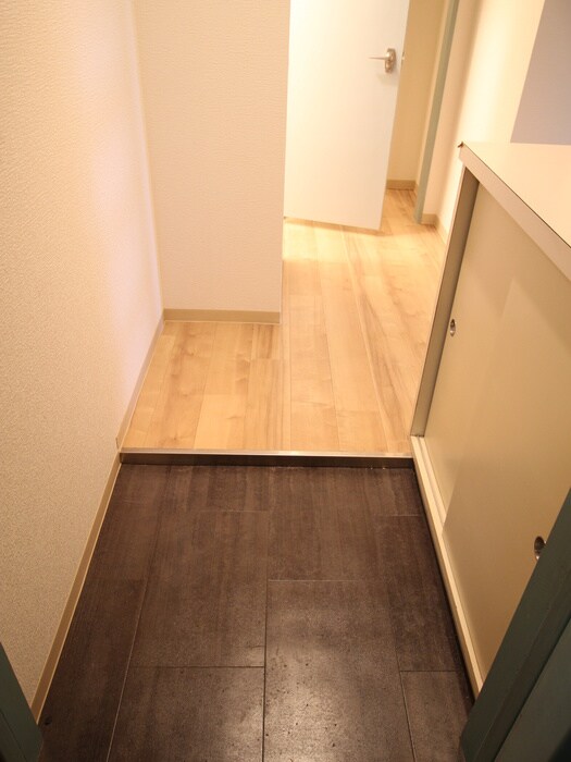 玄関 メゾンド・ルピナス