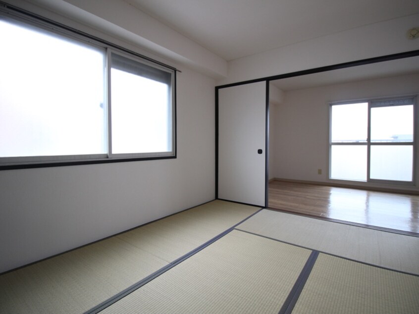 居室 メゾンド・ルピナス