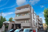 山鼻コンパウンド