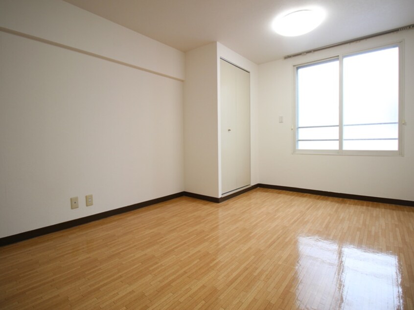 居室 サンコ－ト３３