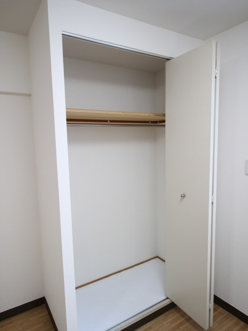 収納 サンコ－ト３３