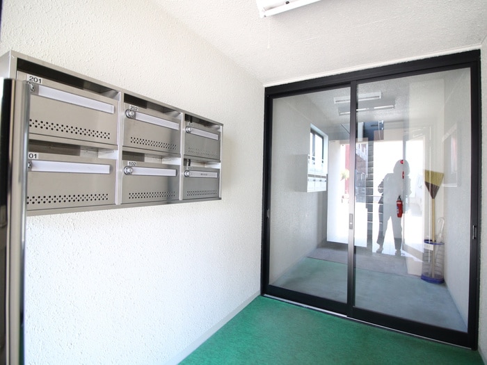 エントランス部分 コンフォート桃野