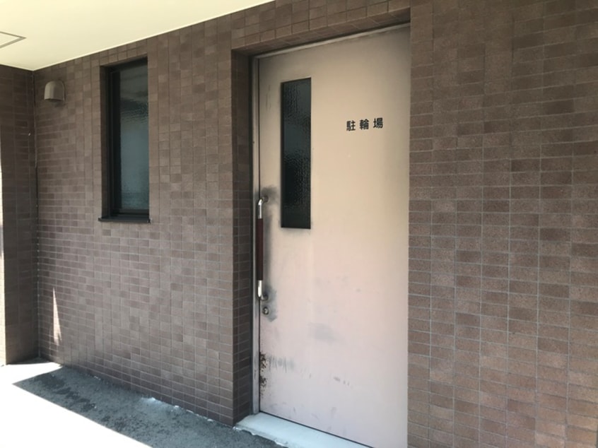 駐輪場 ピアツァルナ月寒中央