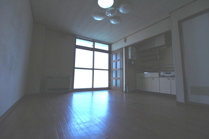 居室 コスモハイツ