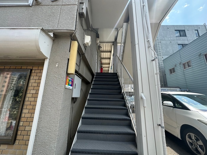 エントランス部分 コスモハイツ