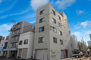 M-STORAGE　813
