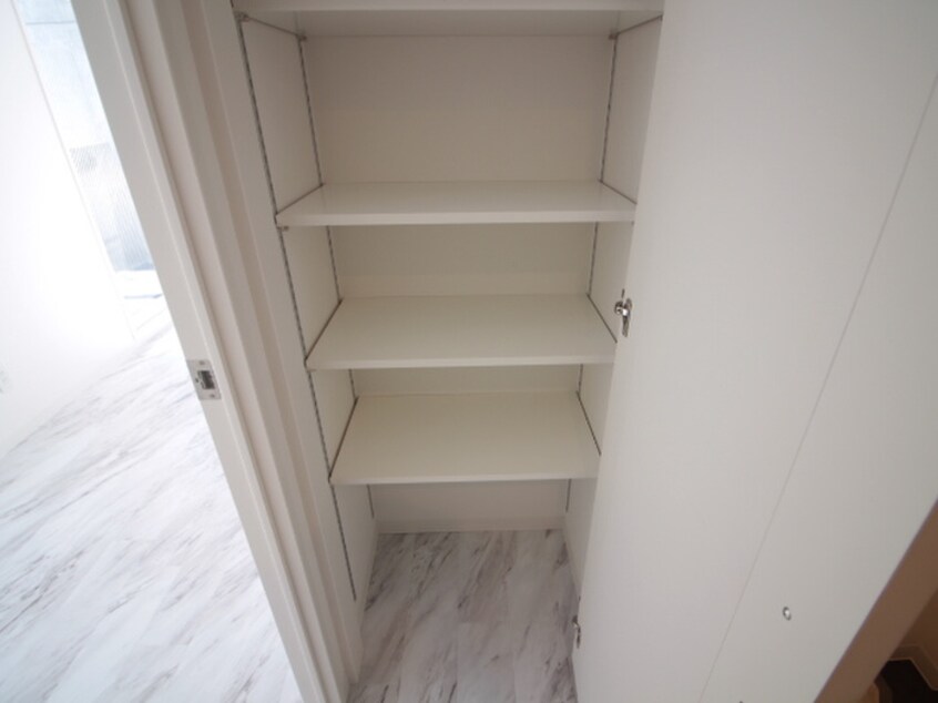 靴箱 ＬｉｅｎＮ9