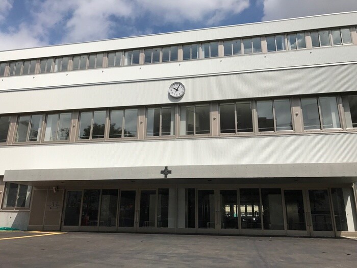 中央中学校(中学校/中等教育学校)まで228m ＧＡＲＥ