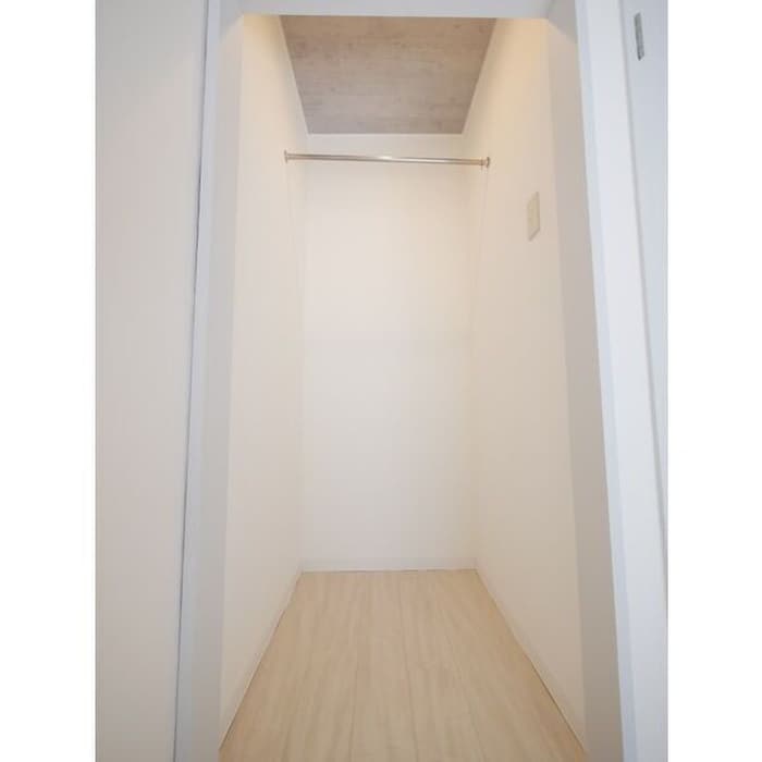 収納 OMレジデンス札大前