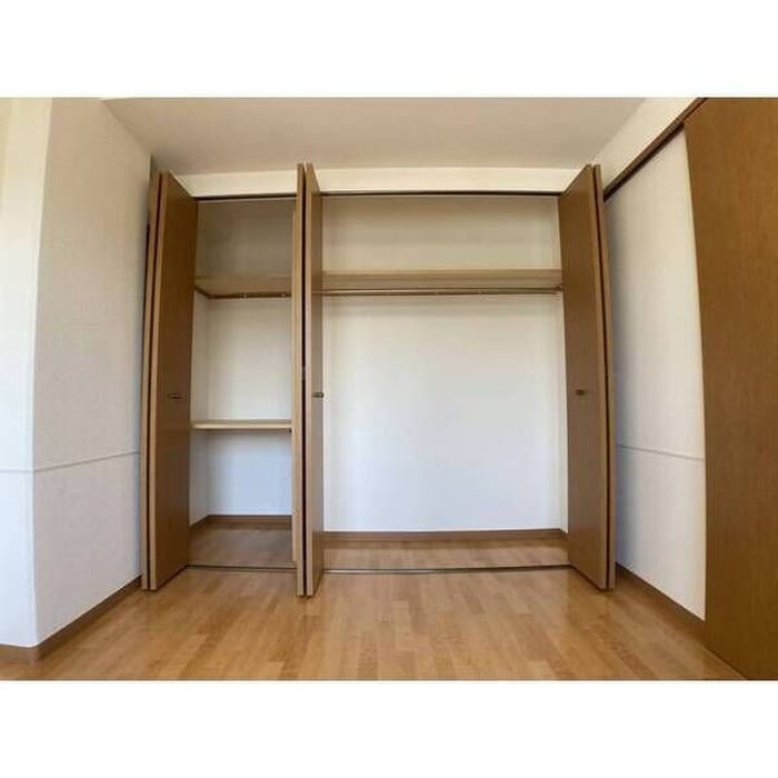 収納 ＨＧＳ山鼻