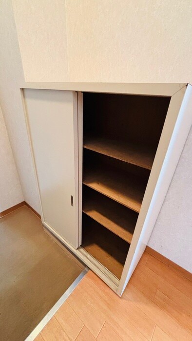 靴箱 リベルティ－大通