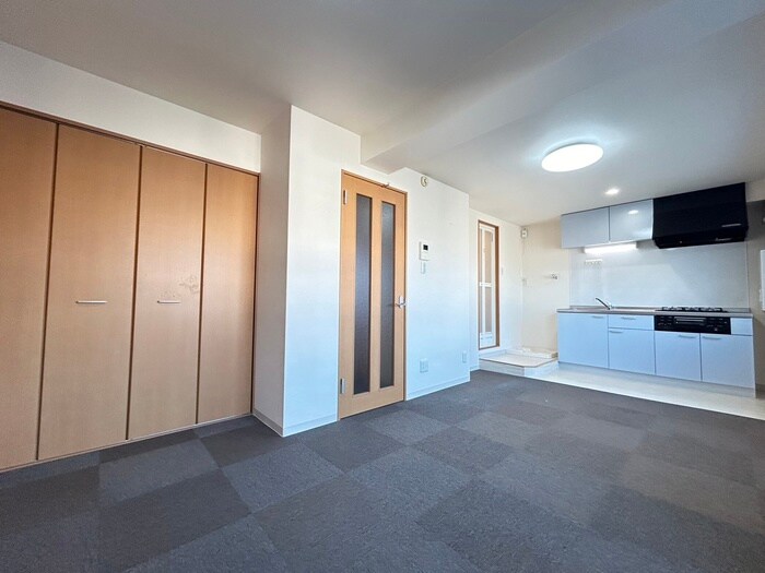 居室 コ－ポイワムラ