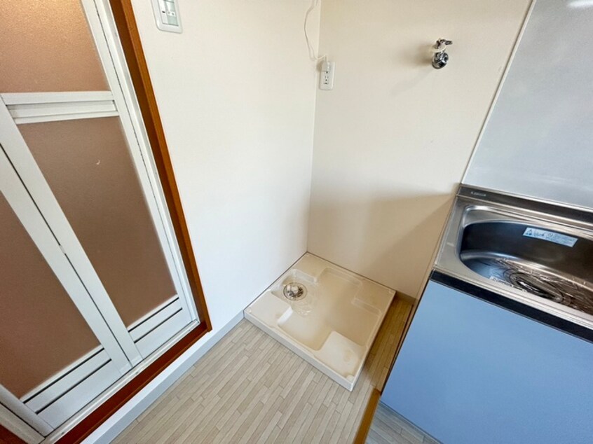 洗濯機置場 コ－ポイワムラ