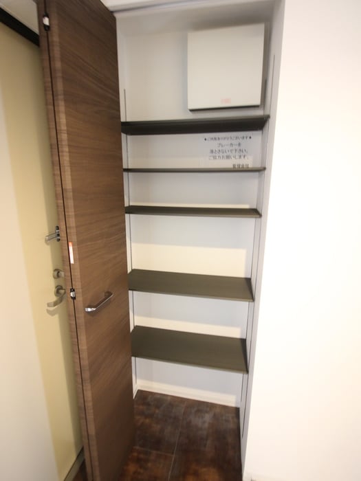 靴箱 Fer a chaval平岸