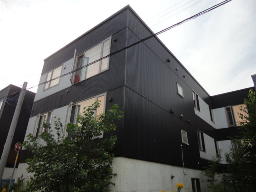 外観写真 ＰＲＥＳＥＮＣＥ琴似Ｂ棟