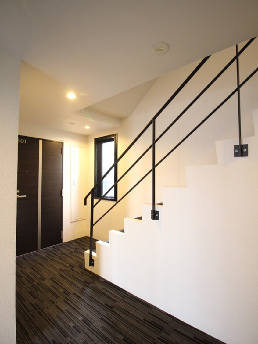 エントランス部分 RJ ASABU