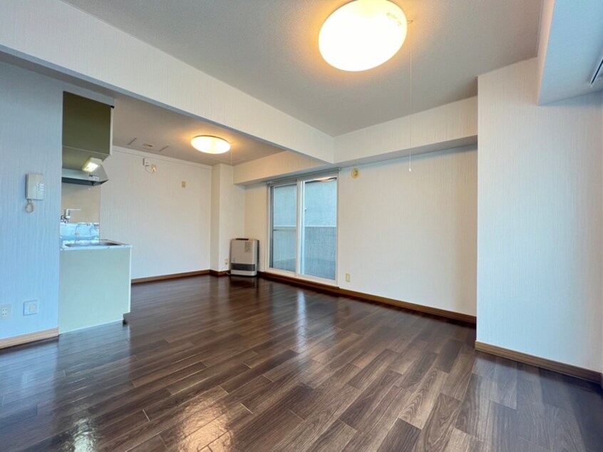 居室 メゾンＨＯＸＩＮ南１０