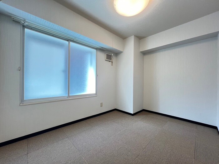 居室 メゾンＨＯＸＩＮ南１０