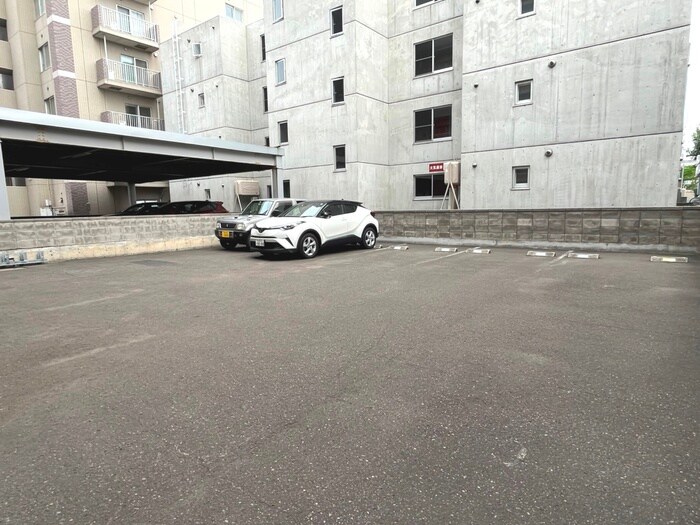駐車場 ＭＳリリーズ　Ｎ２２