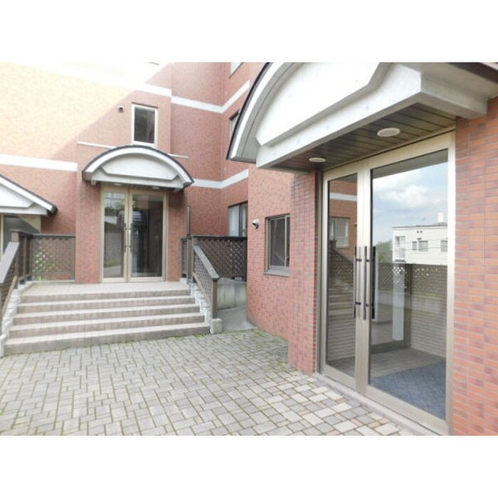 エントランス部分 コアン・アンソレイエ