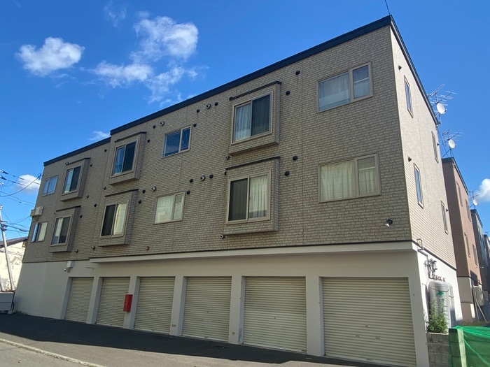 外観写真 ラ・プリマヴェーラ弐番館