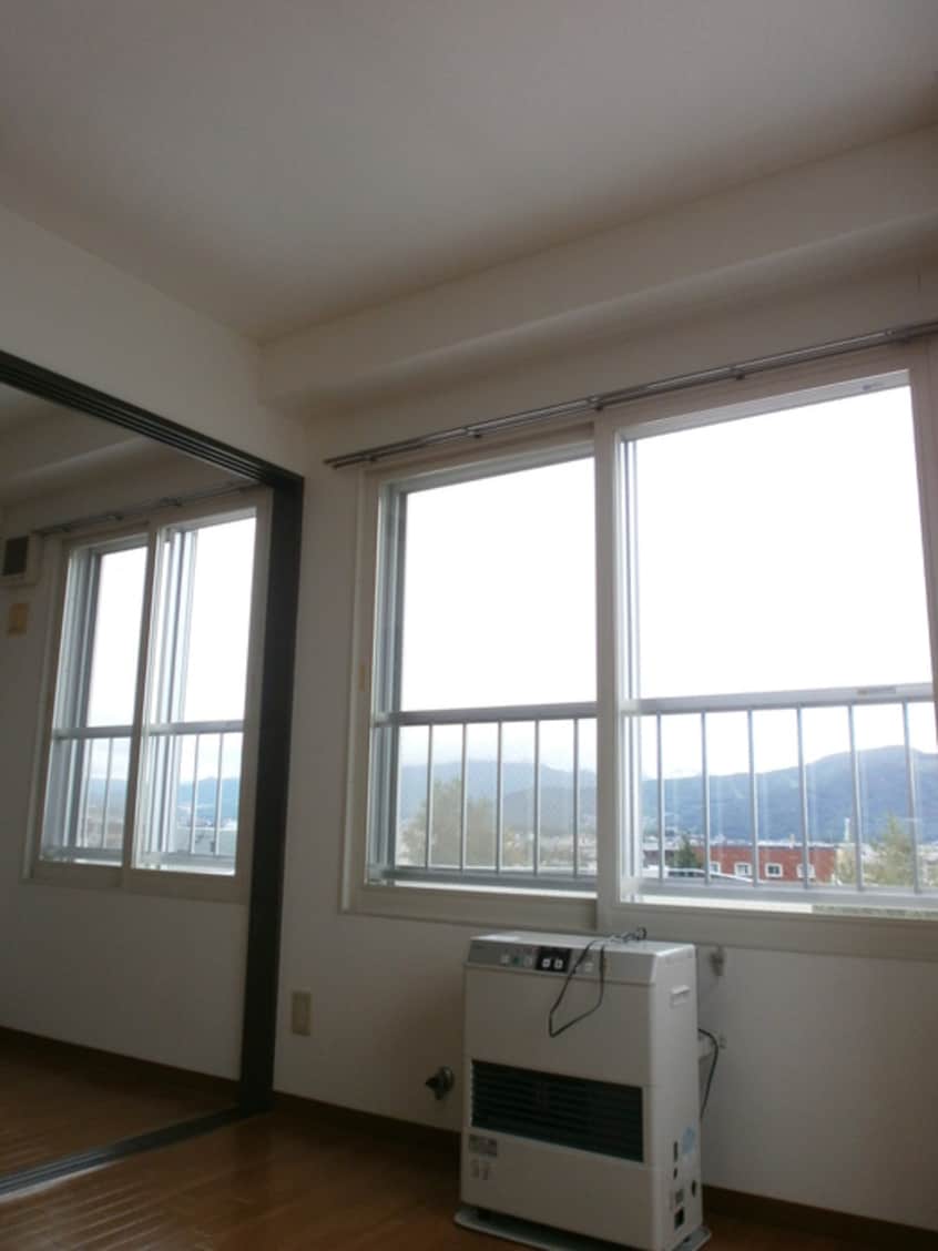 居室 ラムズ西岡