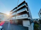 プレシェルト山の手通の外観