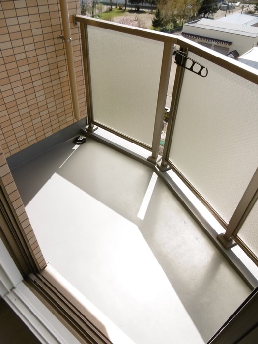 ベランダ・バルコニー ロイヤルヒルズタワ－