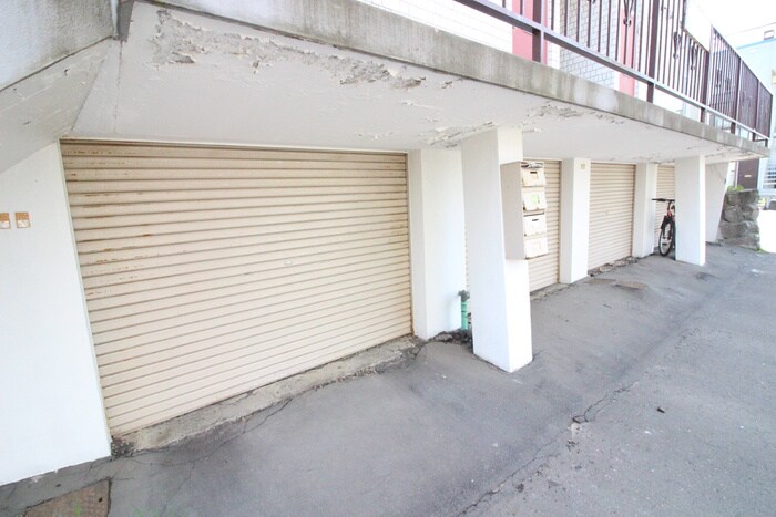 駐車場 セブンハウス