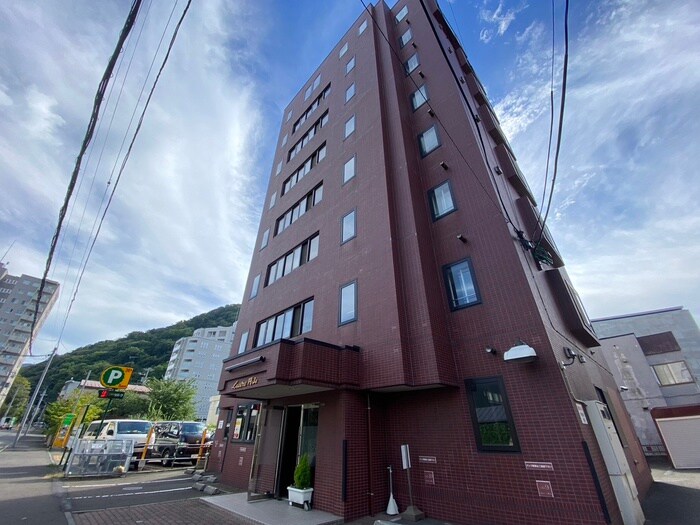 外観写真 ラスタ－円山