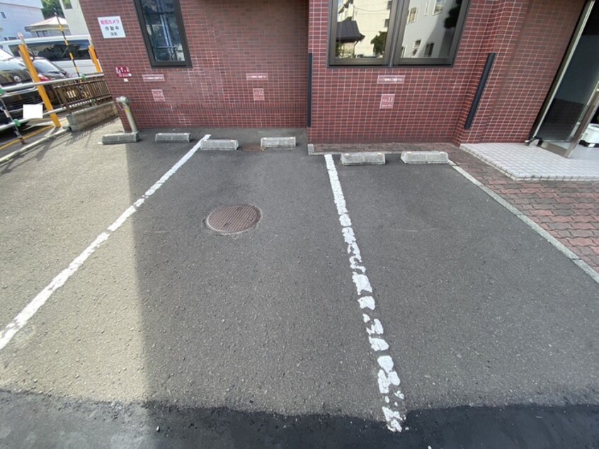 駐車場 ラスタ－円山
