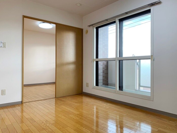 居室 ベルグ凌雲