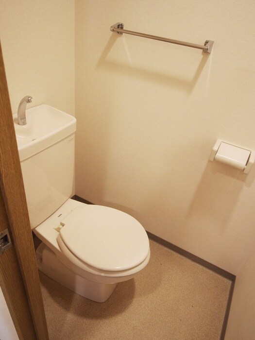 トイレ ベルグ凌雲