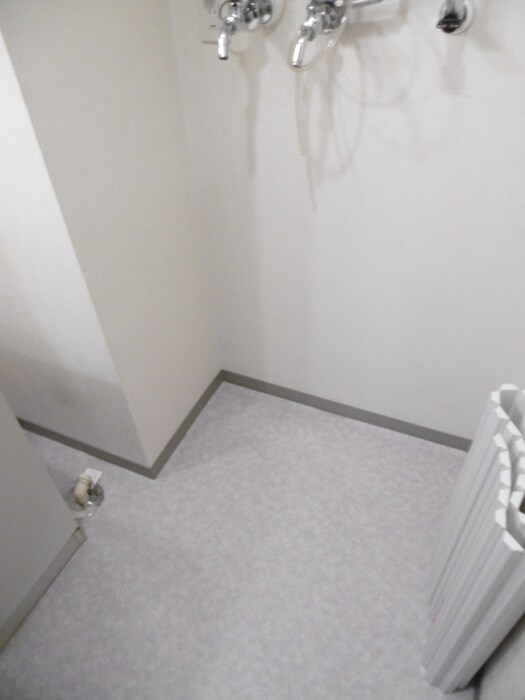 洗濯機置場 ベルグ凌雲