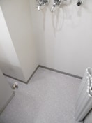 洗濯機置場 ベルグ凌雲