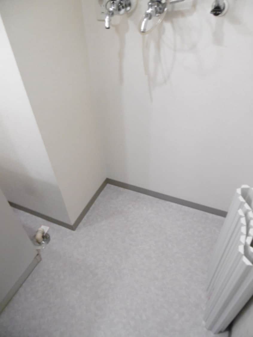 洗濯機置場 ベルグ凌雲