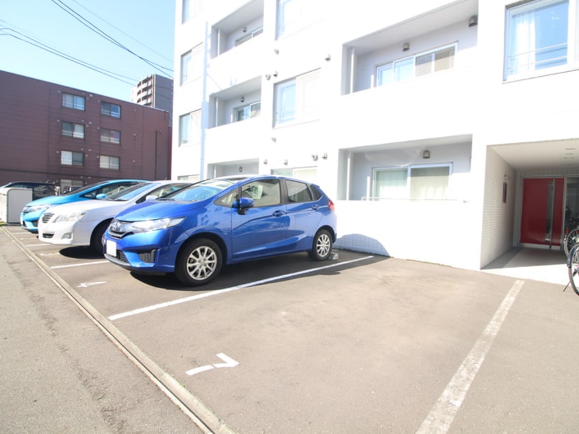 駐車場 コンフォート・グローレ