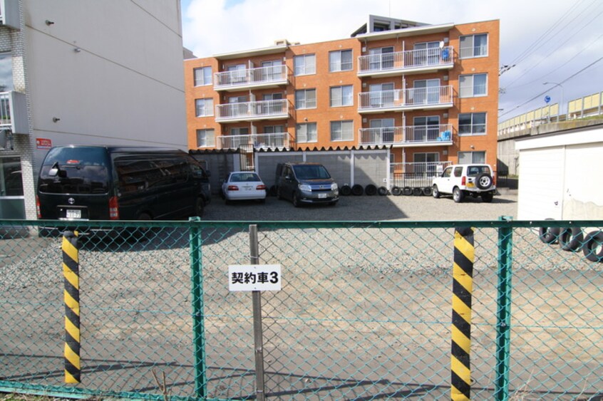 駐車場 中神マンション