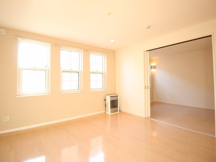 居室 エターナル一番館