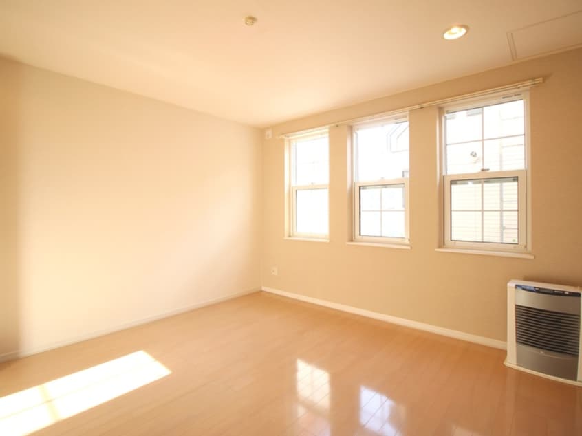 居室 エターナル一番館