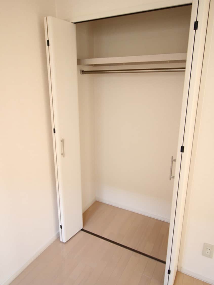 収納 エターナル一番館