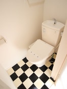 トイレ エターナル一番館