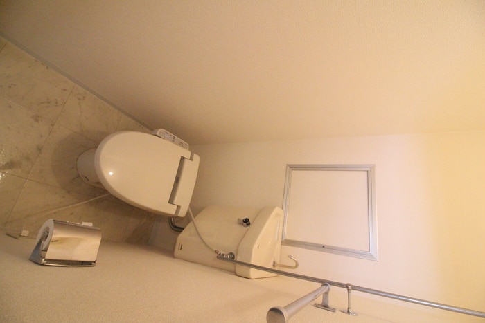 トイレ １０ハイツ